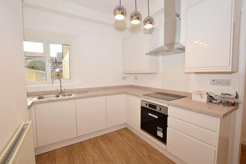 1 bedroom flat to rent, Wood Street, Bognor Regis, PO21