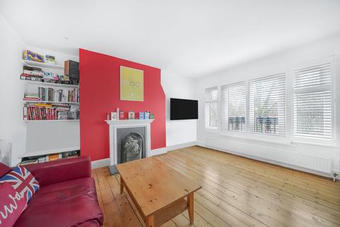 2 bedroom apartment for sale, Green Lanes, London