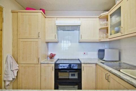 2 bedroom flat for sale, Apple Walk, Heath Hayes, Cannock