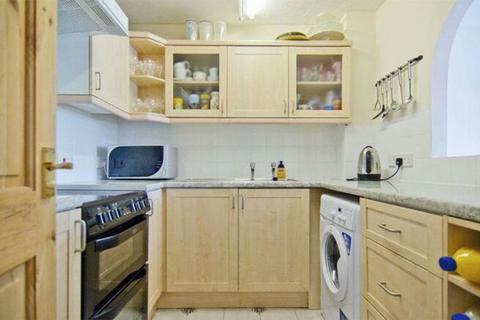 2 bedroom flat for sale, Apple Walk, Heath Hayes, Cannock