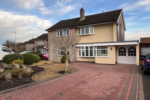 3 bedroom semi-detached house to rent, Kingsway , Essington