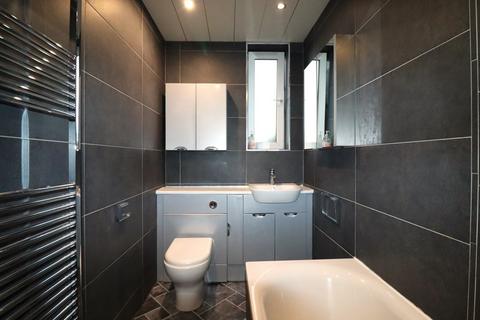 453 Calder Road, Edinburgh, EH11 4AN