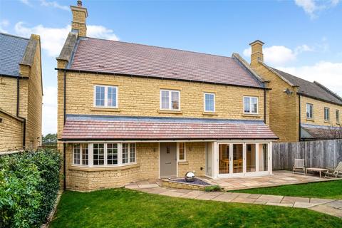 3 bedroom detached house for sale, Sargent Square, Broadway, Worcestershire, WR12