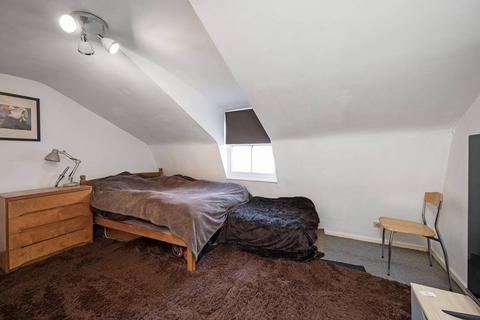 Studio for sale, Clissold Close, Finchley, London, N2