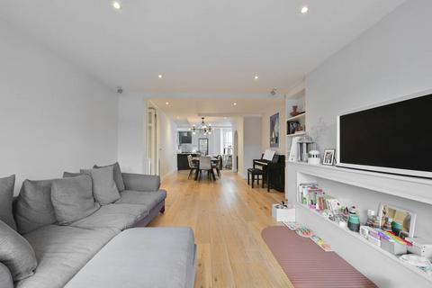 4 bedroom flat to rent, Transept Street, Marylebone, London, NW1