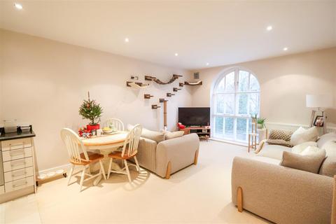 2 bedroom apartment for sale, Nursery Gardens, Thirsk