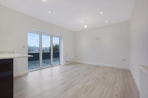 4 bedroom detached house for sale, Snodhurst Avenue, Chatham