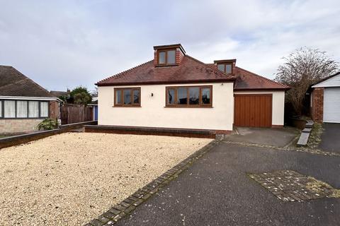 4 bedroom detached bungalow for sale, Broomhill Close, Great Barr, Birmingham, B43 5BT