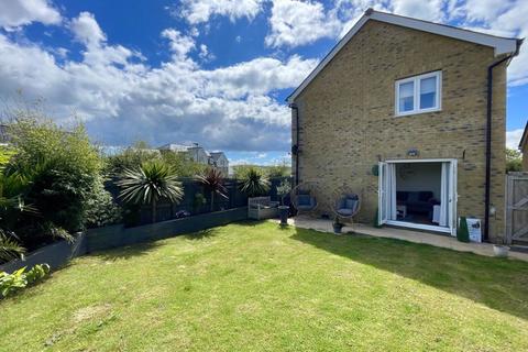 3 bedroom detached house for sale, Gwarak Tewdar, Truro