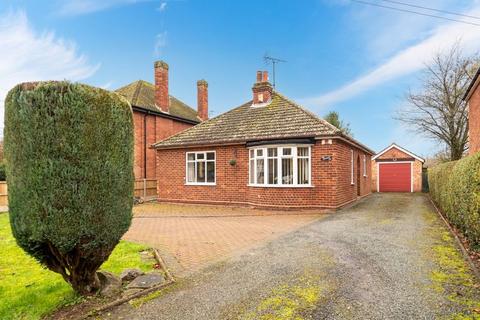 2 bedroom detached bungalow for sale, 44 Lincoln Road, Branston, Lincoln