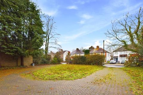 4 bedroom semi-detached house for sale, FOXON LANE, CATERHAM