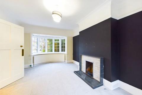 97 Foxon Lane, Caterham, CR3 5SJ