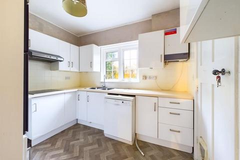 97 Foxon Lane, Caterham, CR3 5SJ