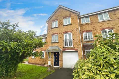 4 bedroom townhouse for sale, Tunstall Close, Bury