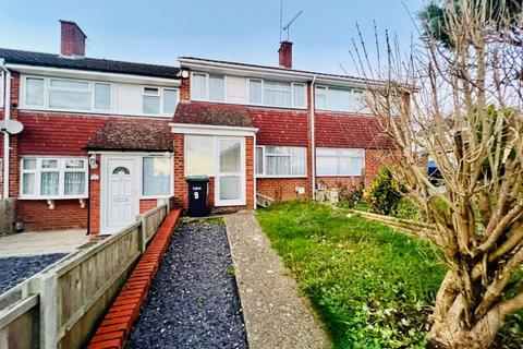 3 bedroom terraced house for sale, Boxted Close, Luton