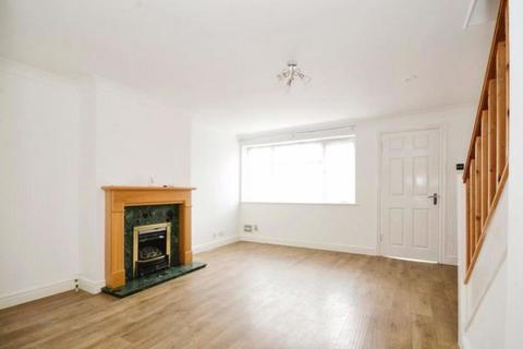 3 bedroom terraced house for sale, Boxted Close, Luton