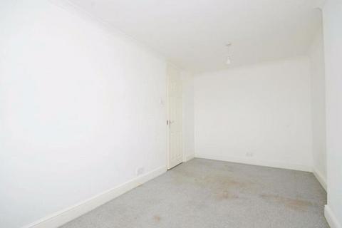 9 Boxted Close, Luton, LU4 9HN