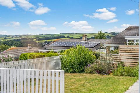 3 bedroom bungalow for sale, Barton Close, Kingsbridge