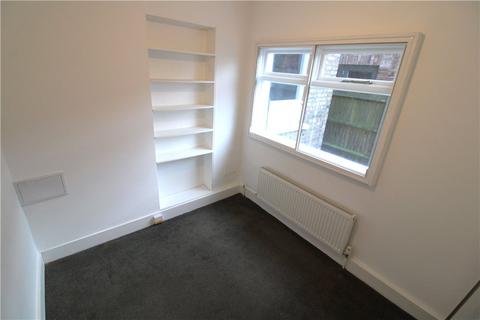 2 bedroom apartment to rent, Cavendish Avenue, London N3