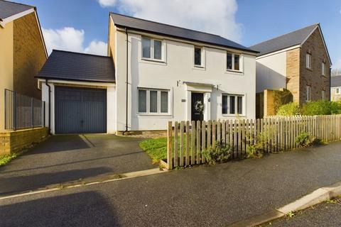 4 bedroom house for sale, Hillhead Rise, Falmouth - Detached family home