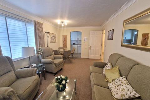 1 bedroom retirement property for sale, Uxbridge Road, Hatch End