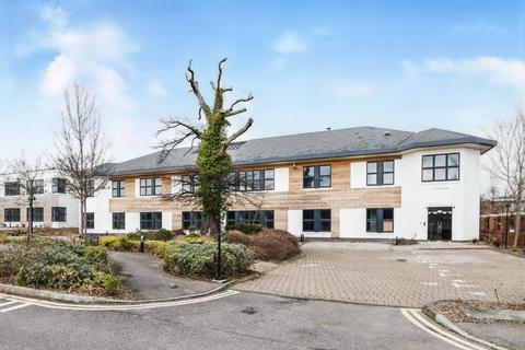 1 bedroom apartment to rent, Clifton House, Bracknell, RG12