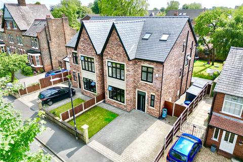 5 bedroom semi-detached house for sale, Hope Road, Cheshire M33