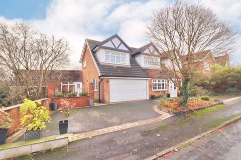 5 bedroom detached house for sale, Vicars Hall Gardens, Manchester M28