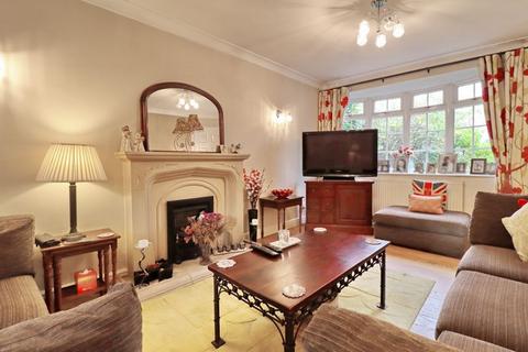 5 bedroom detached house for sale, Vicars Hall Gardens, Manchester M28