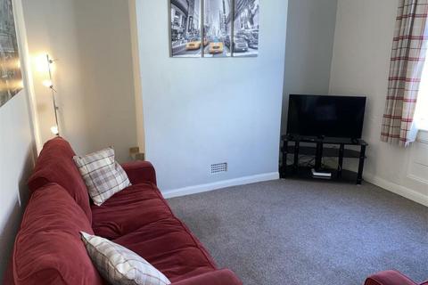 1 bedroom terraced house to rent, Grafton Street, Hull