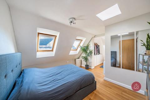 Flat 4, 46 High Street, Woodstock, OX20 1TG