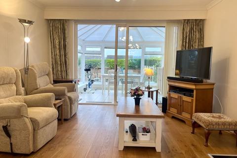 14 North Lane, Nailsea, Bristol, BS48 4BT