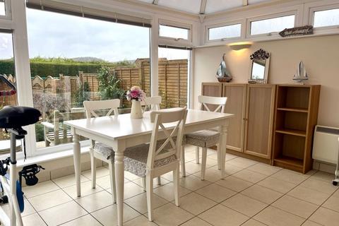 14 North Lane, Nailsea, Bristol, BS48 4BT