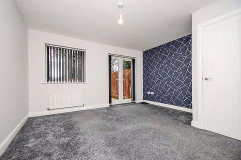 3 bedroom semi-detached house to rent, The Courtyard, Walsall WS9