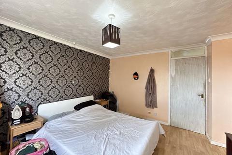 7 Byron Close, Knottingley, WF11 8QG