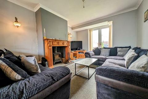 3 bedroom semi-detached house for sale, West View Road, Ilkley LS29