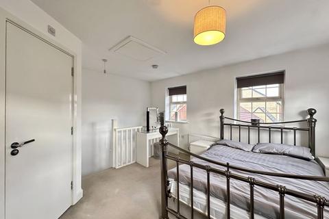4 Outfield Drive, Ackworth, Pontefract, WF7 7FN