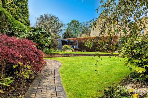 6 bedroom detached house for sale, Halstead Drive, Ilkley LS29