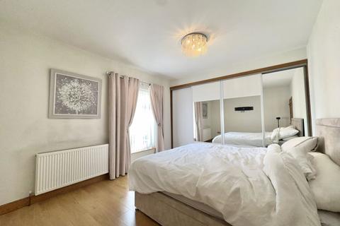 108 Station Road, Ackworth, Pontefract, WF7 7HH