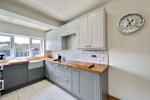 108 Station Road, Ackworth, Pontefract, WF7 7HH