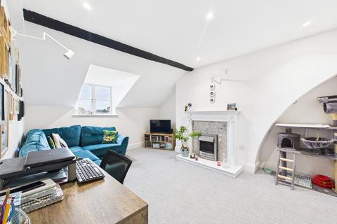 Flat 6, 14 Brunswick Square, Gloucester, GL1 1UG