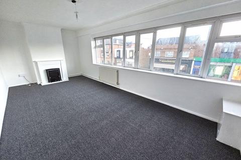 3 bedroom maisonette to rent, Rookery Lane, Walsall WS9