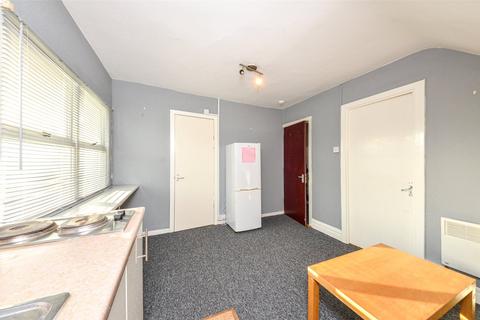 1 bedroom apartment for sale, Howard Road, Llandudno, Conwy, LL30