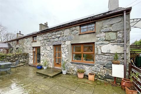 2 bedroom semi-detached house for sale, Llanrug, Caernarfon, Gwynedd, LL55