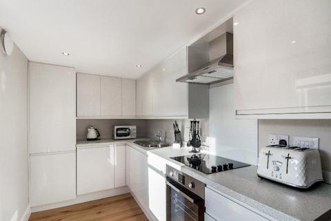 3 bedroom flat to rent, Henderson Row, Edinburgh, EH3