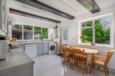 undefined, Ferrard Close, Ascot