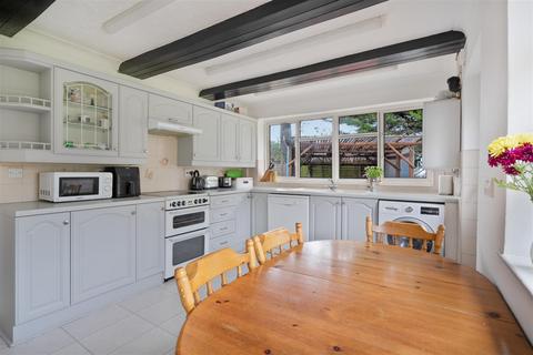 undefined, Ferrard Close, Ascot