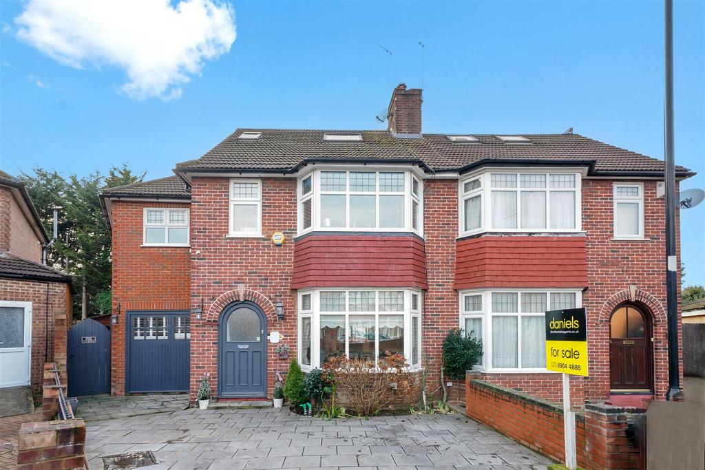 16 Wellgarth - 01.jpg