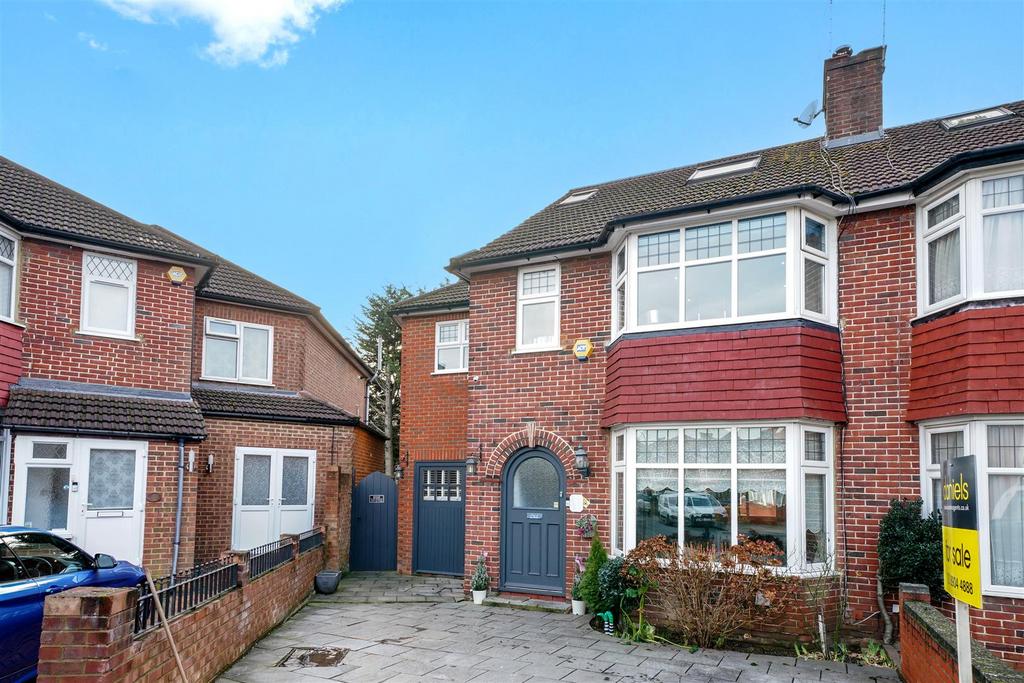 16 Wellgarth - 02.jpg