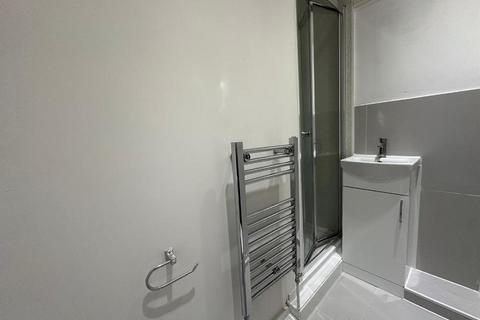 1 bedroom in a flat share to rent, Cavendish Avenue, Eastbourne, East Sussex, BN22 8EN